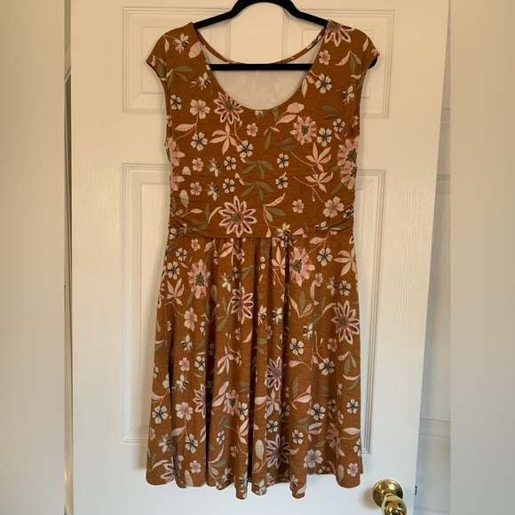 ⚡️ModCloth Low-Back Passion Flower Dress - Picture 5 of 5